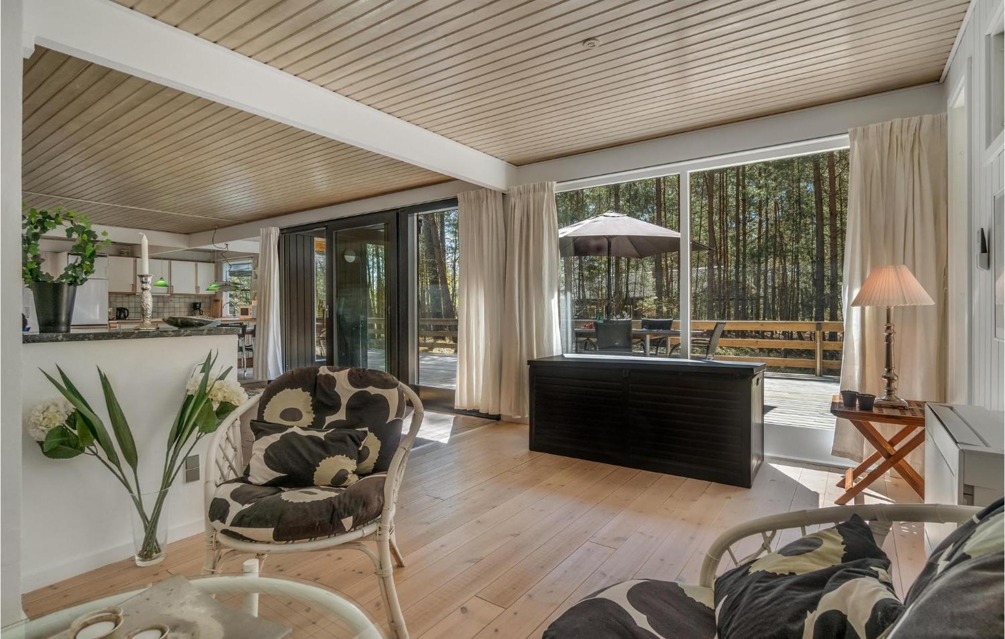 Lovely Home In Nexo With Kitchen Bagian luar foto