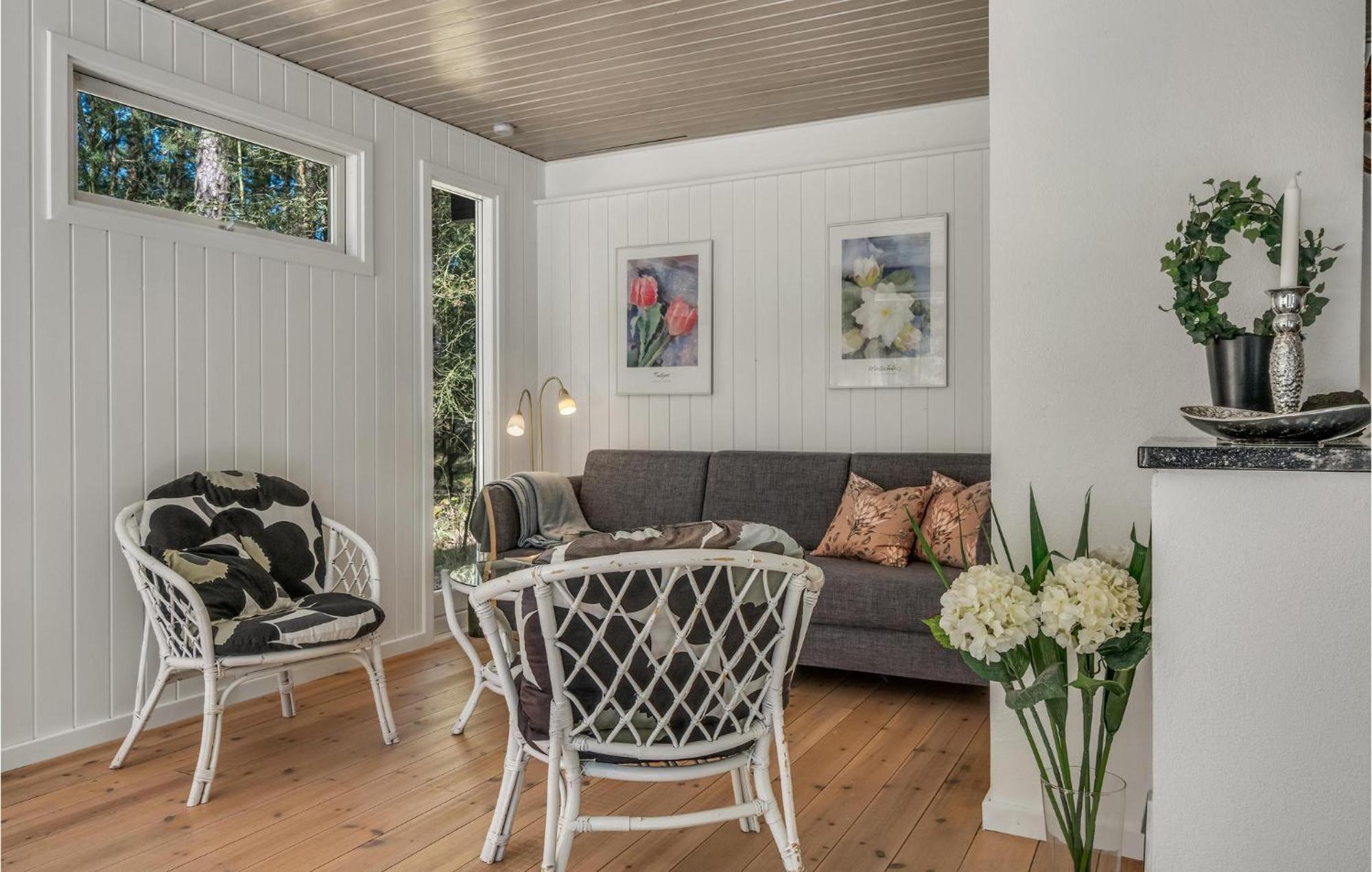 Lovely Home In Nexo With Kitchen Bagian luar foto